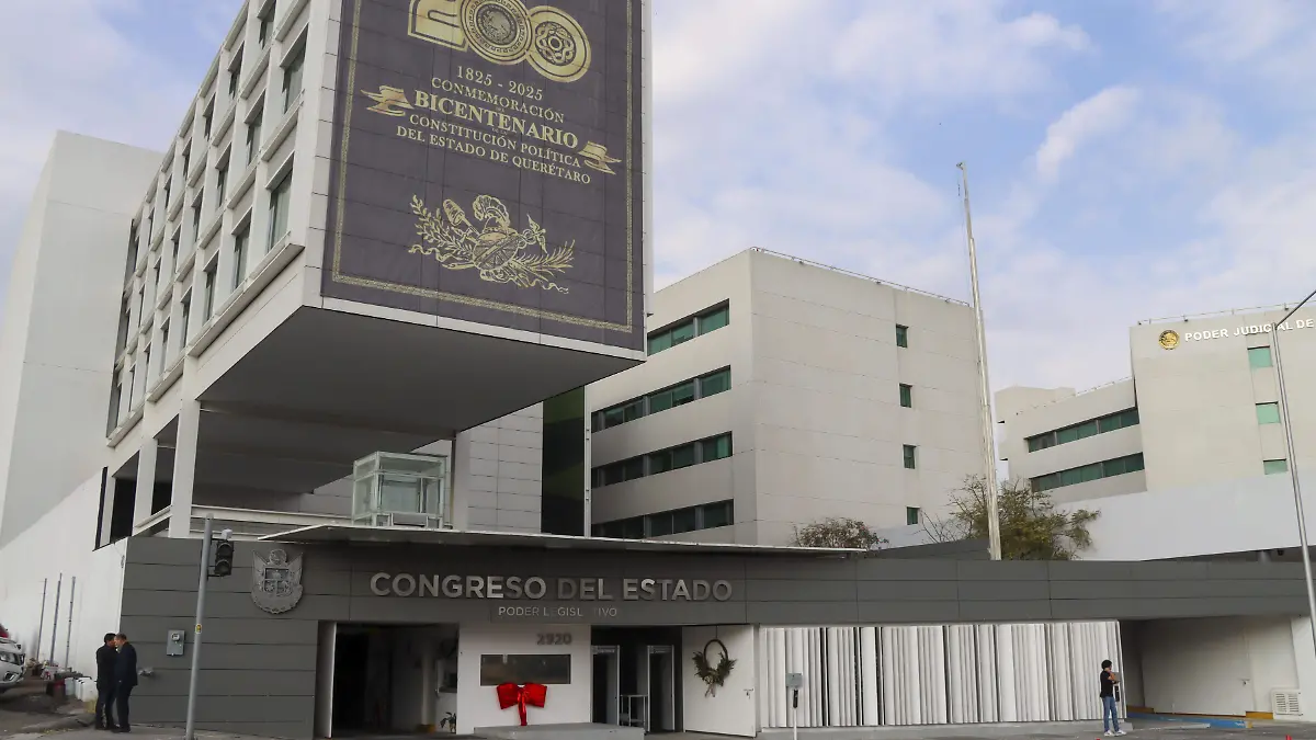 EL TRABAJO EN COMISIONES