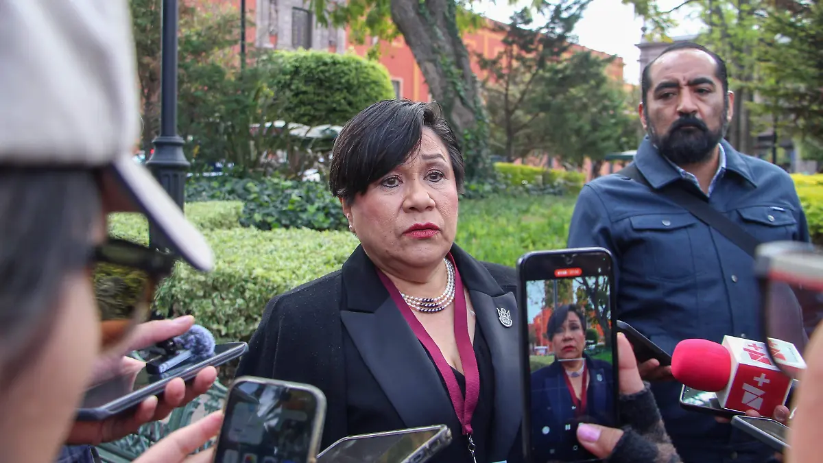 LA SECRETARIA DE SALUD