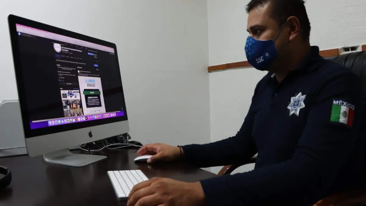 Policía cibernética