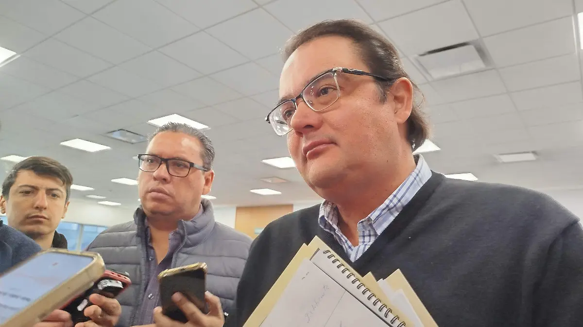 EL DIPUTADO GUILLERMO