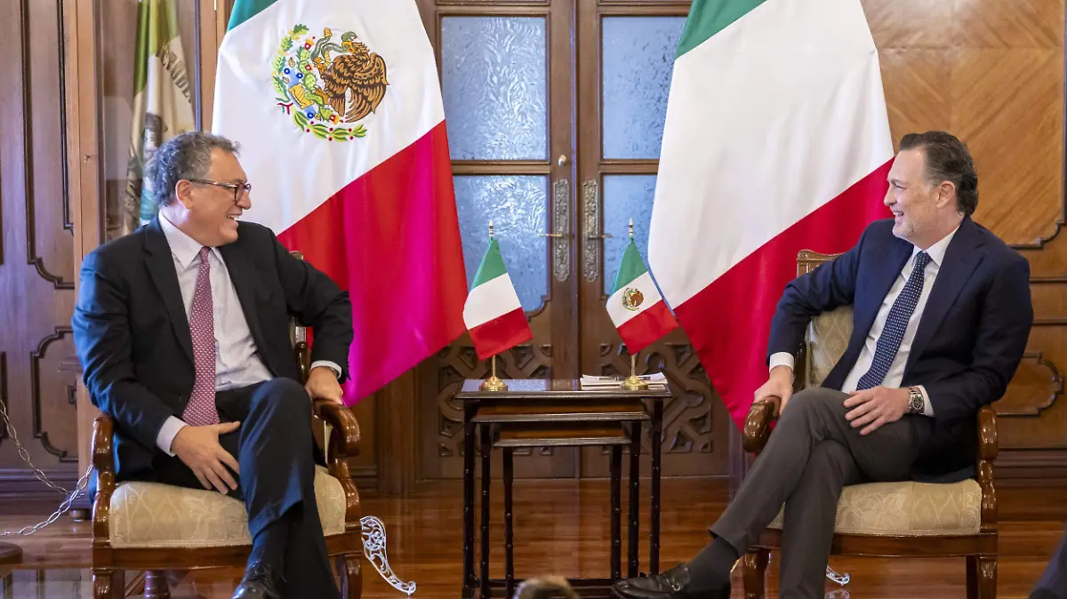 71_273_50708_1608204337_26_02_REUNION_EMBAJADOR_ITALIA_03 (1)