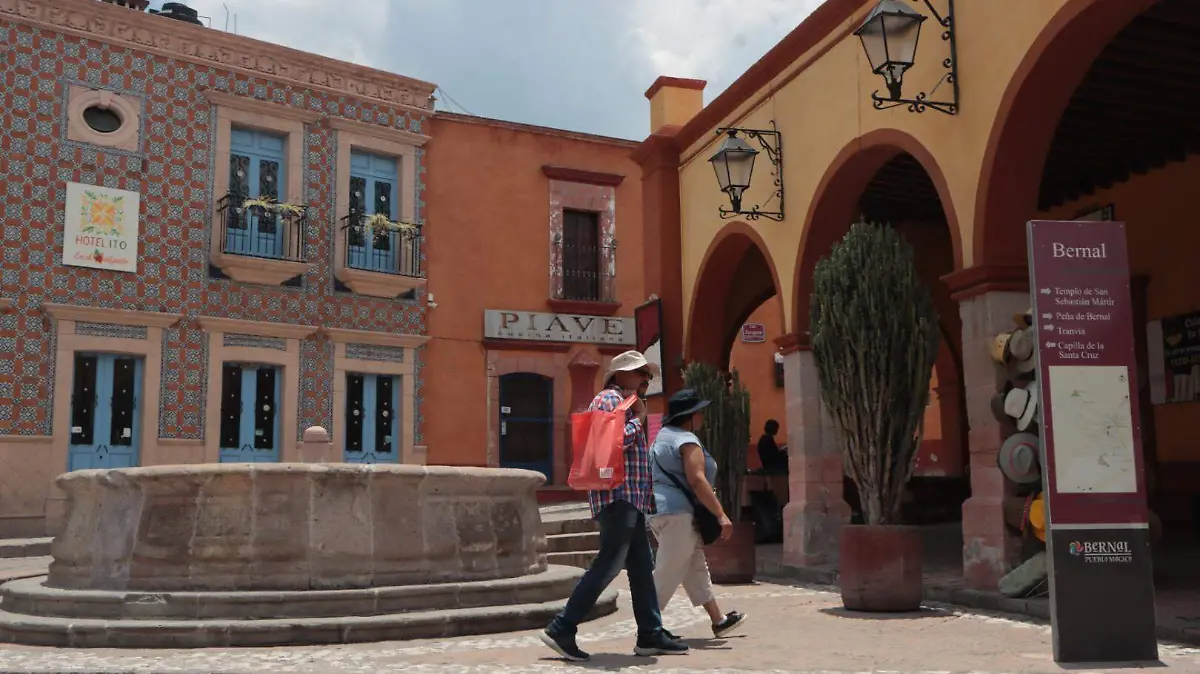 230620_PEÑA DE BERNAL_IS-1