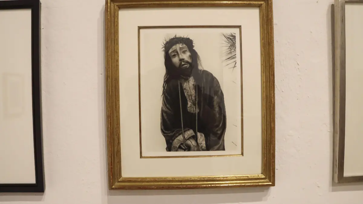 Paul Strand generó un archivo de iglesias, figuras sagradas, paisajes y elementos culturales