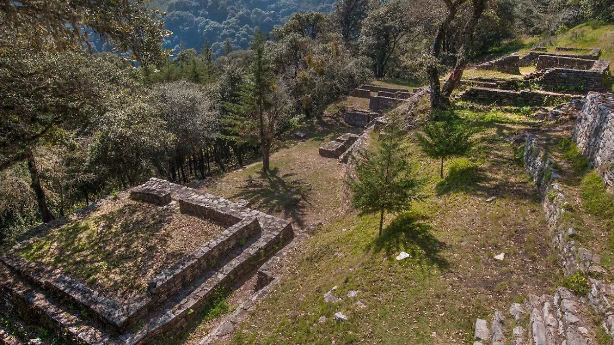 EL SITIO ARQUEOLOGICO RANAS