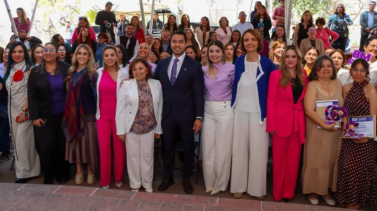 ef4703d4-282f-46ad-af92-5457cc168833