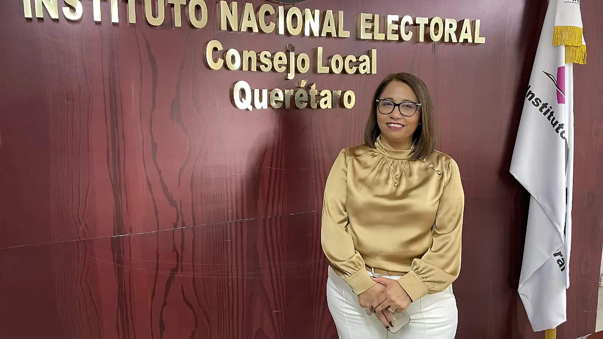 MARIA LUISA FLORES HUERTA