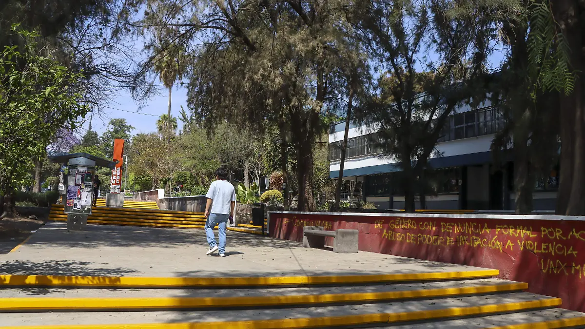 UNIVERSIDAD CANALIZA