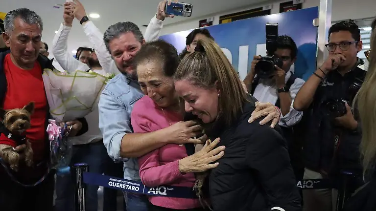 queretanos regresan de dubai_HA (5)