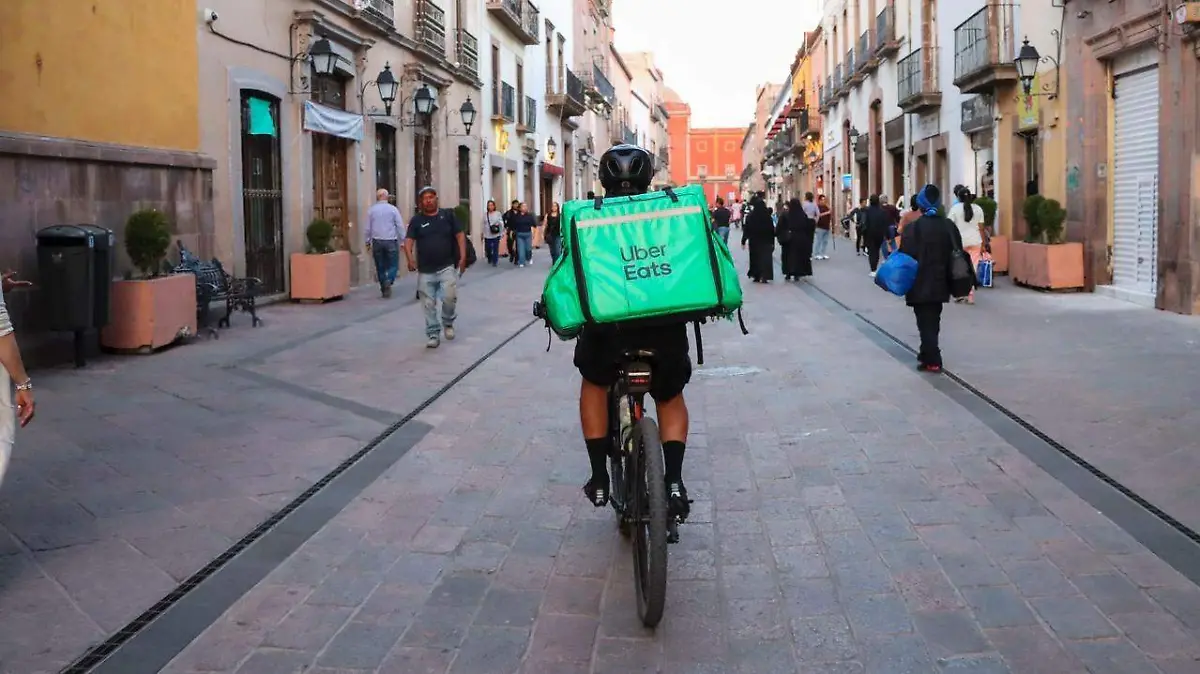 7689ee51-f729-44d8-80f6-389bc39bab44