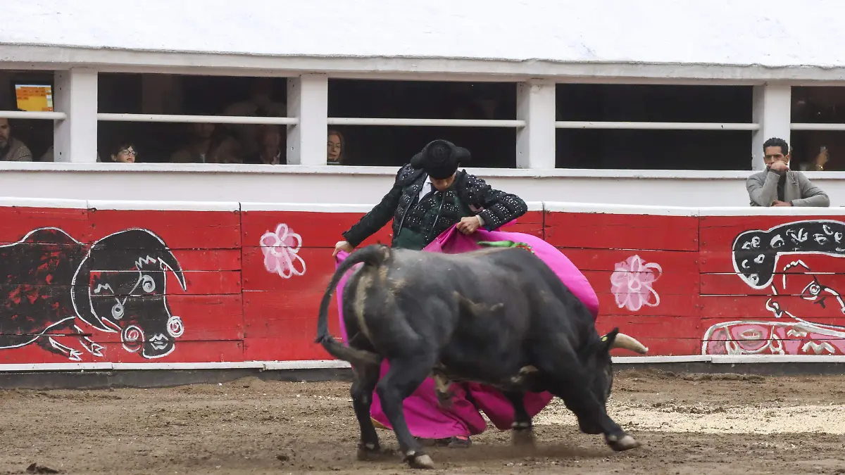 LA CORRIDA DE TOROS