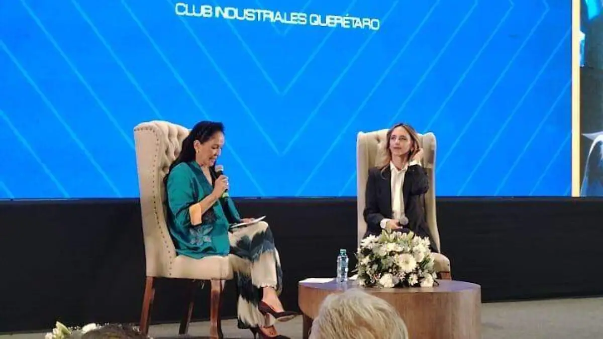 LA DIPUTADA ESPAÑOLA