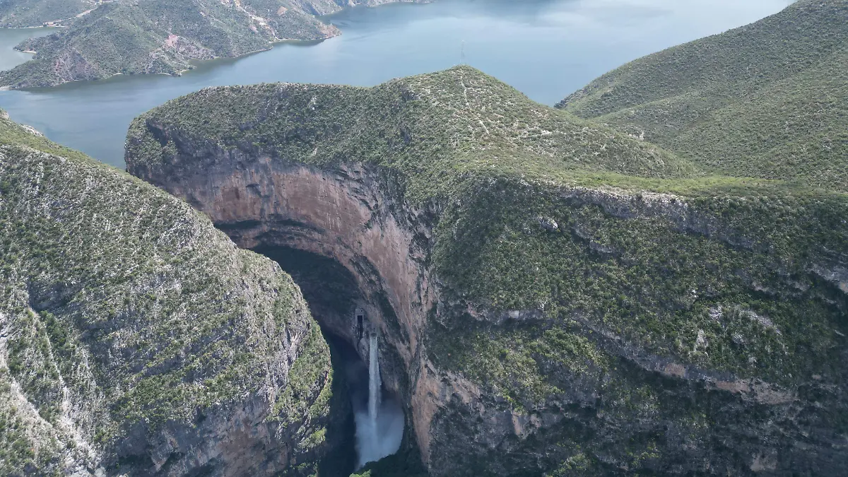 050925_Desfogue Presa Zimapan_15 (1)