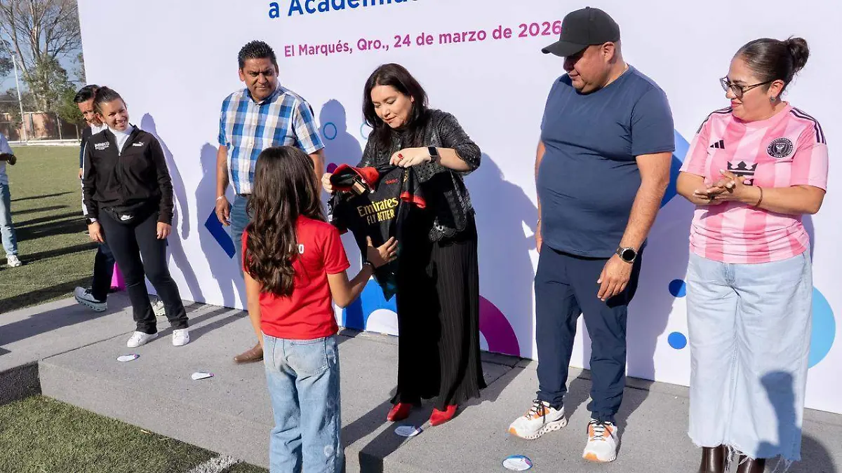 PARTICIPAN ACADEMIAS