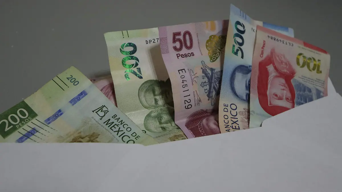 221220_DINERO, AGUINALDO_IS