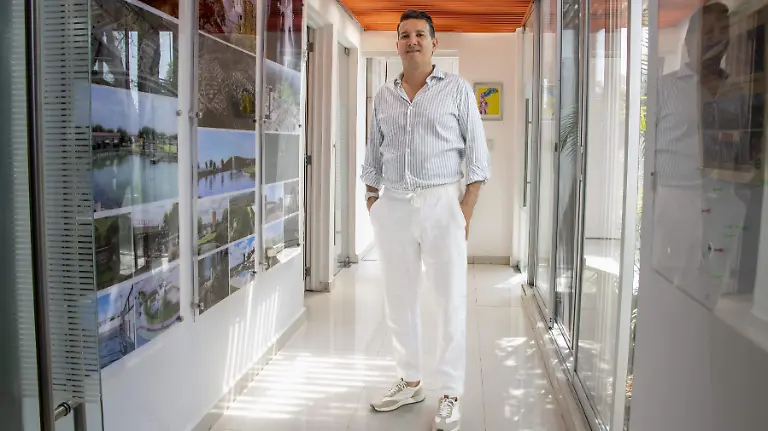 260319_PABLO CORONA  REVISTA LA RUEDA_HA_7