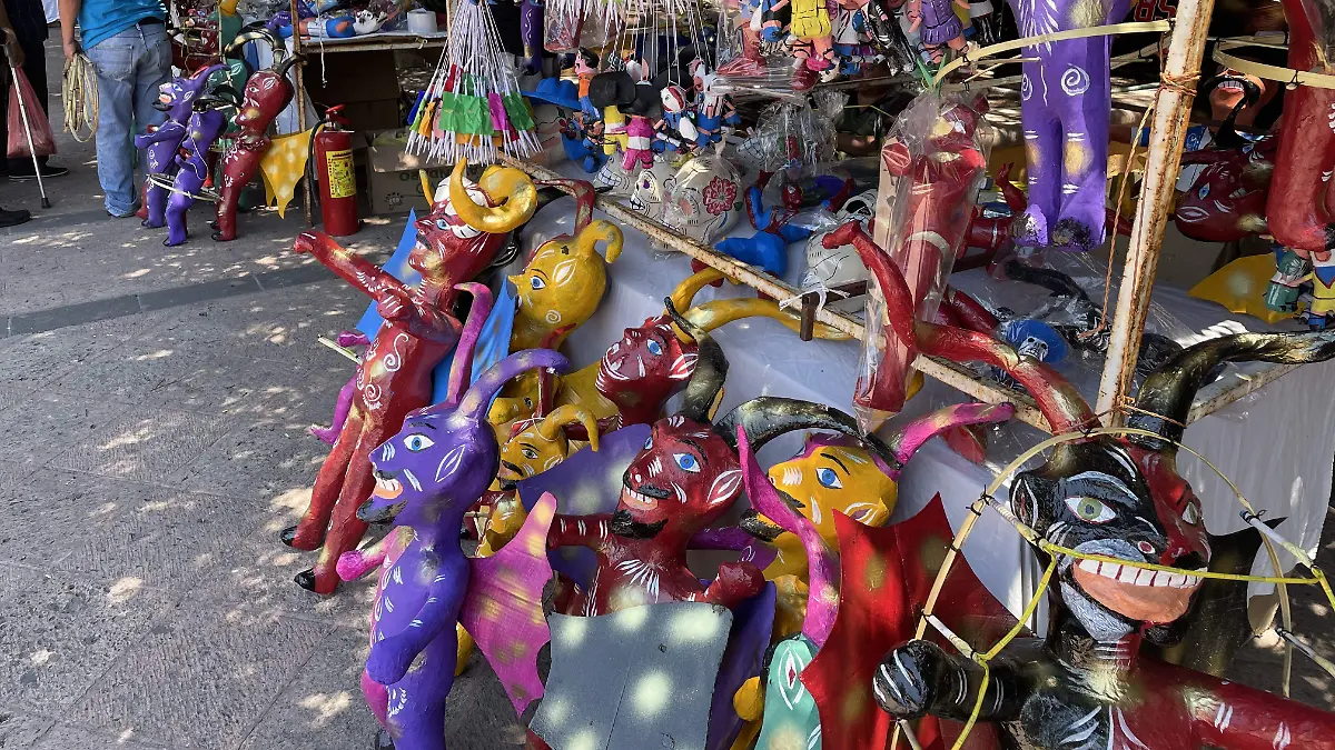 LOS FABRICANTES DE JUDAS