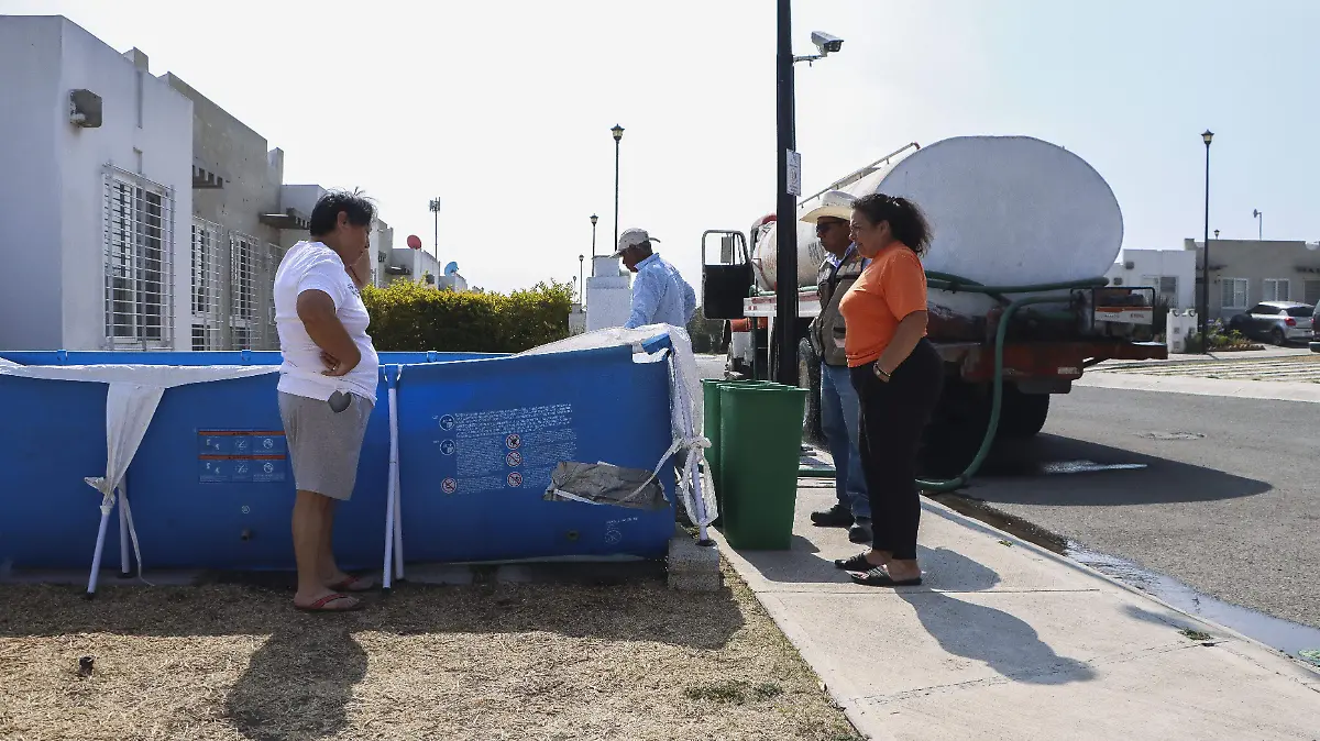 HABITANTES ALMACENAN