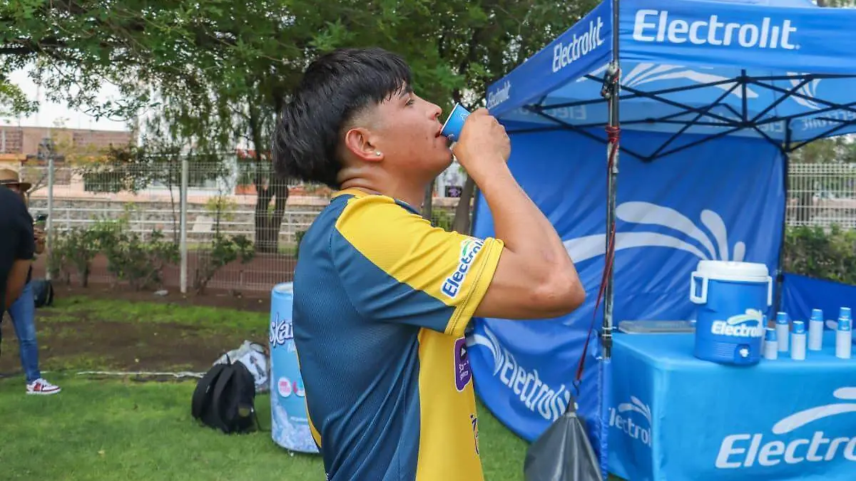 f01ee153-bcde-443b-84af-767e6f3fe156