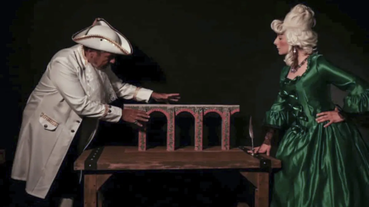 HISTORIA ARCOS TEATRO