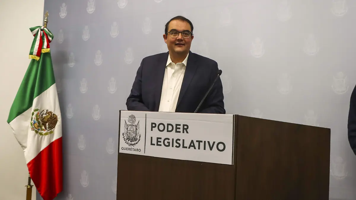 GUILLERMO VEGA