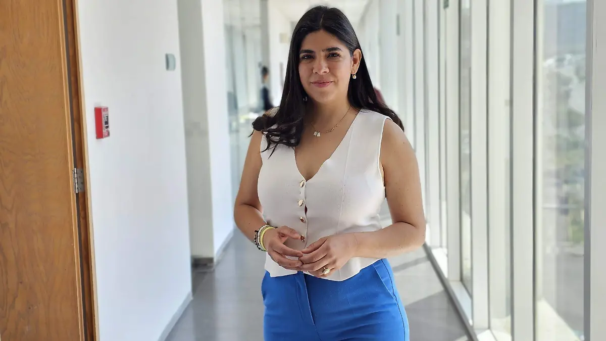 JULIANA HERNANDEZ