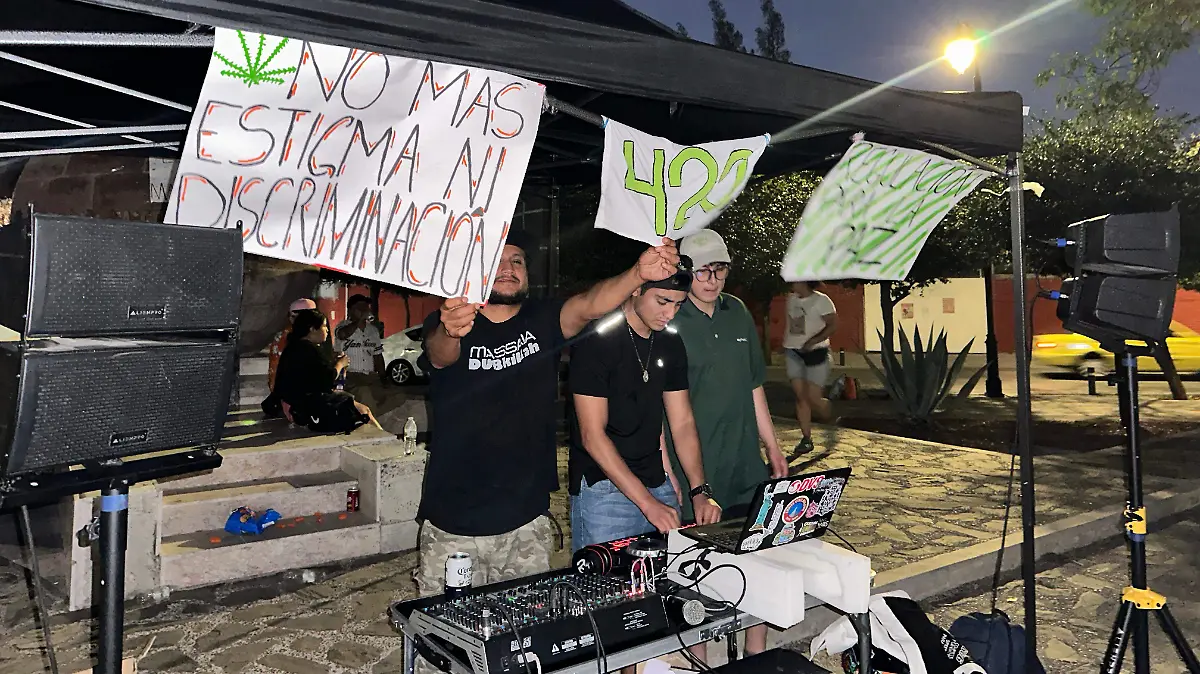 MARIHUANA Y MARCHA