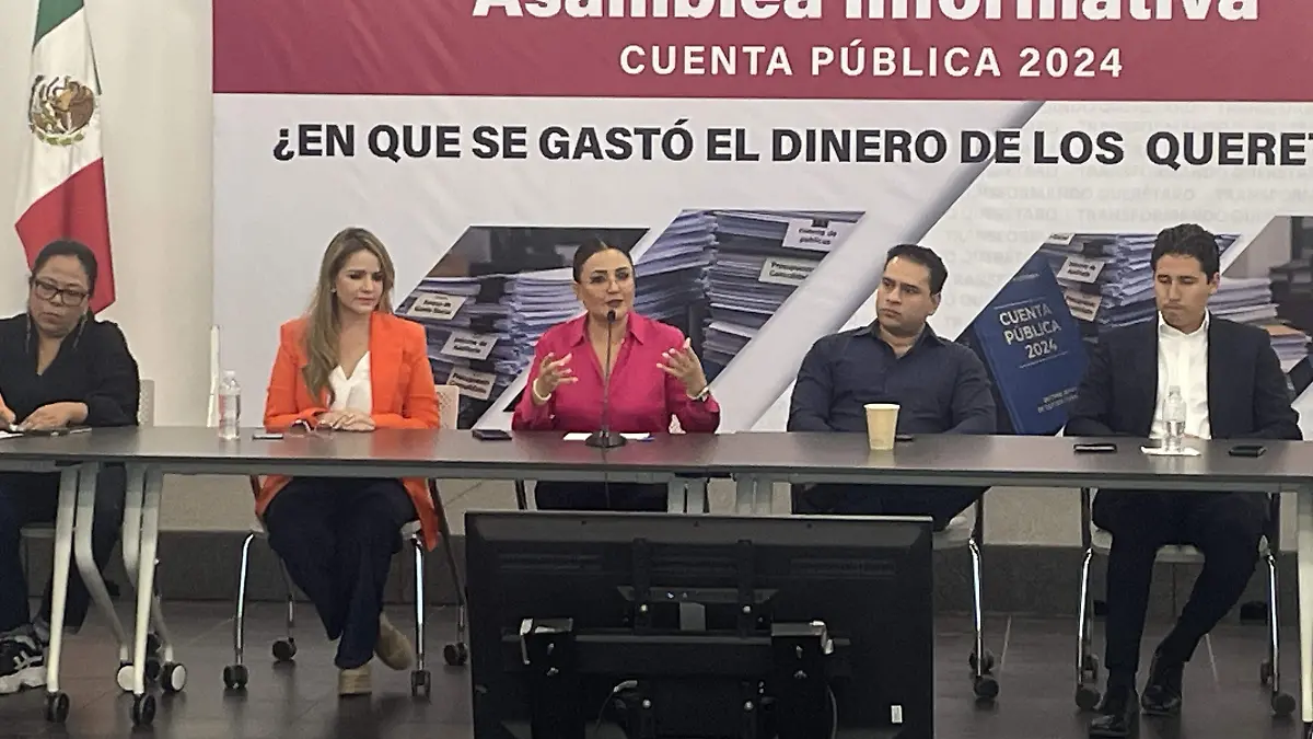 CLAUDIA DIAZ