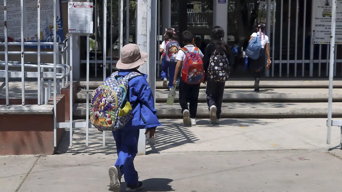 250327_ENTRADA DE NIÑOS A LA ESCUELA__IS_8