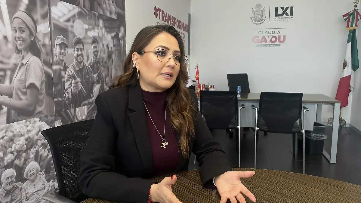 CLAUDIA DIAZ