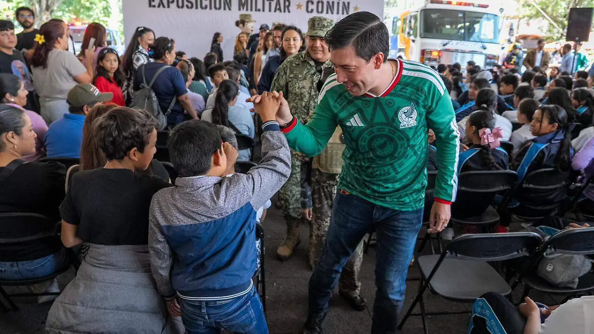 AUTORIDADES INAUGURARON