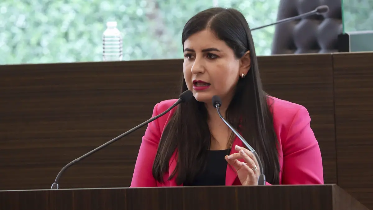 LEONOR MEJIA
