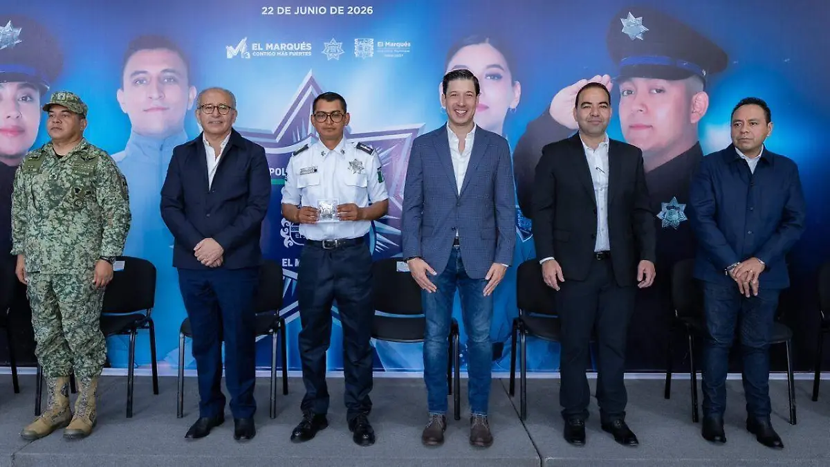NUEVOS POLICIAS