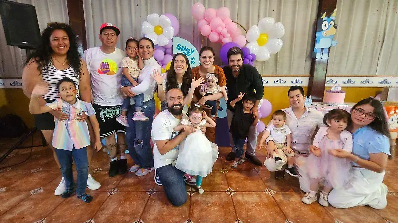 CUMPLE MELI