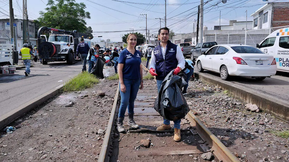 162618