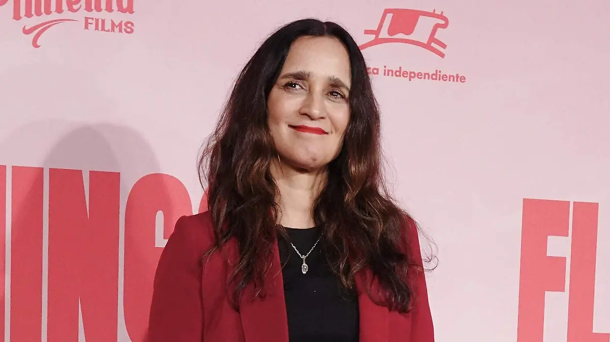 1073905_Premiere Documental Flamingos_impreso