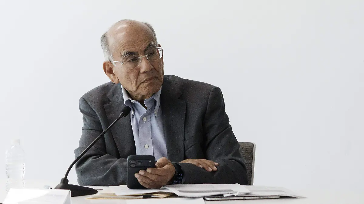 ANTONIO ZAPATA