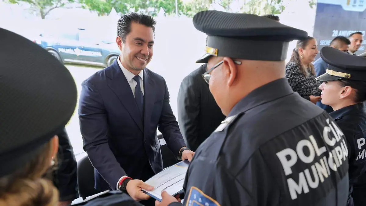 ALCALDE ENTREGO