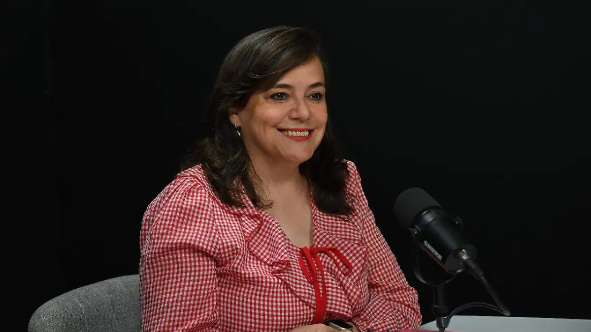SILVIA AMAYA