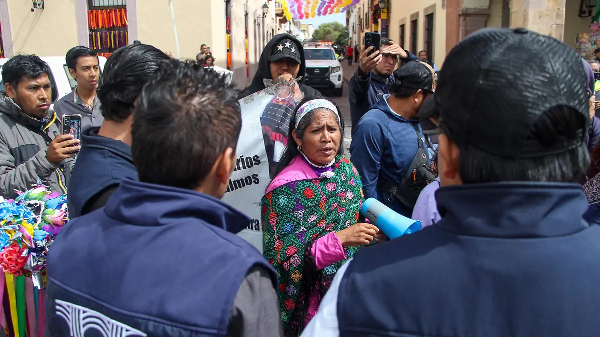 LOS CONFLICTOS CON ARTESANOS