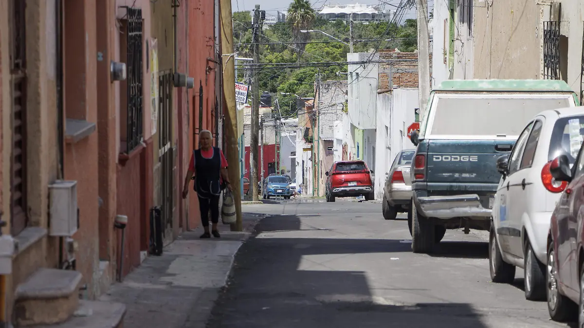 VECINOS SENALAN