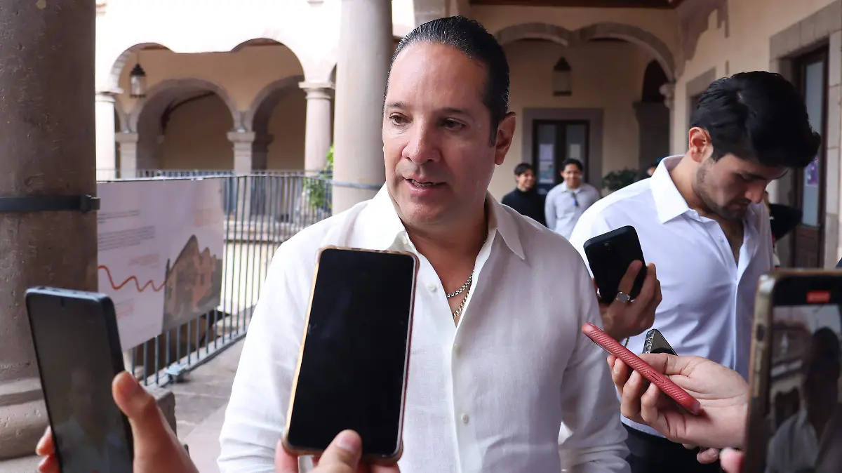 FRANCISCO DOMINGUEZ