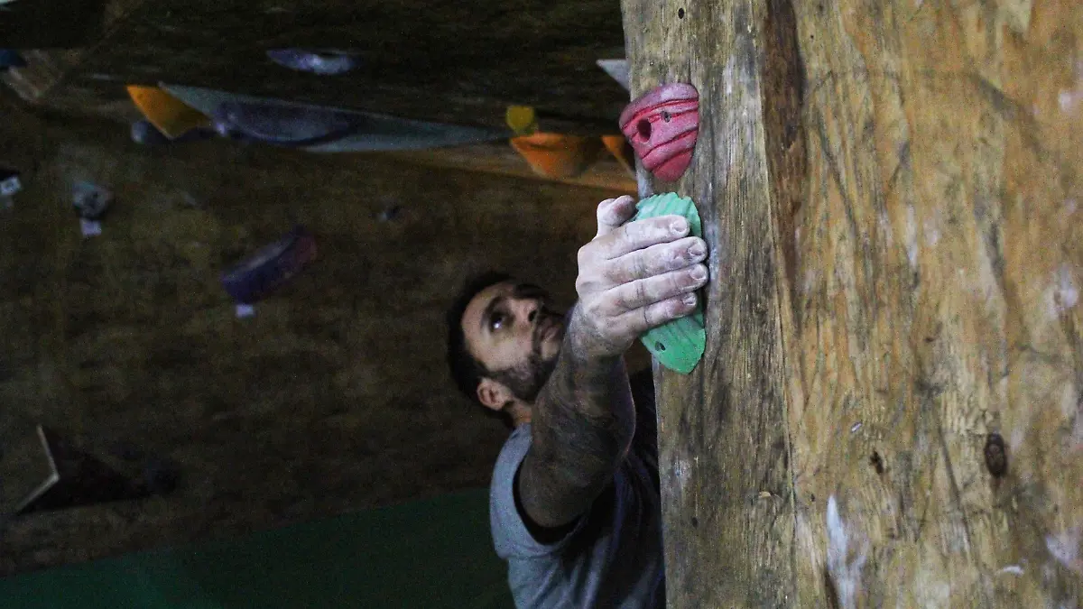 Studio Roca-gimnasia-escalar