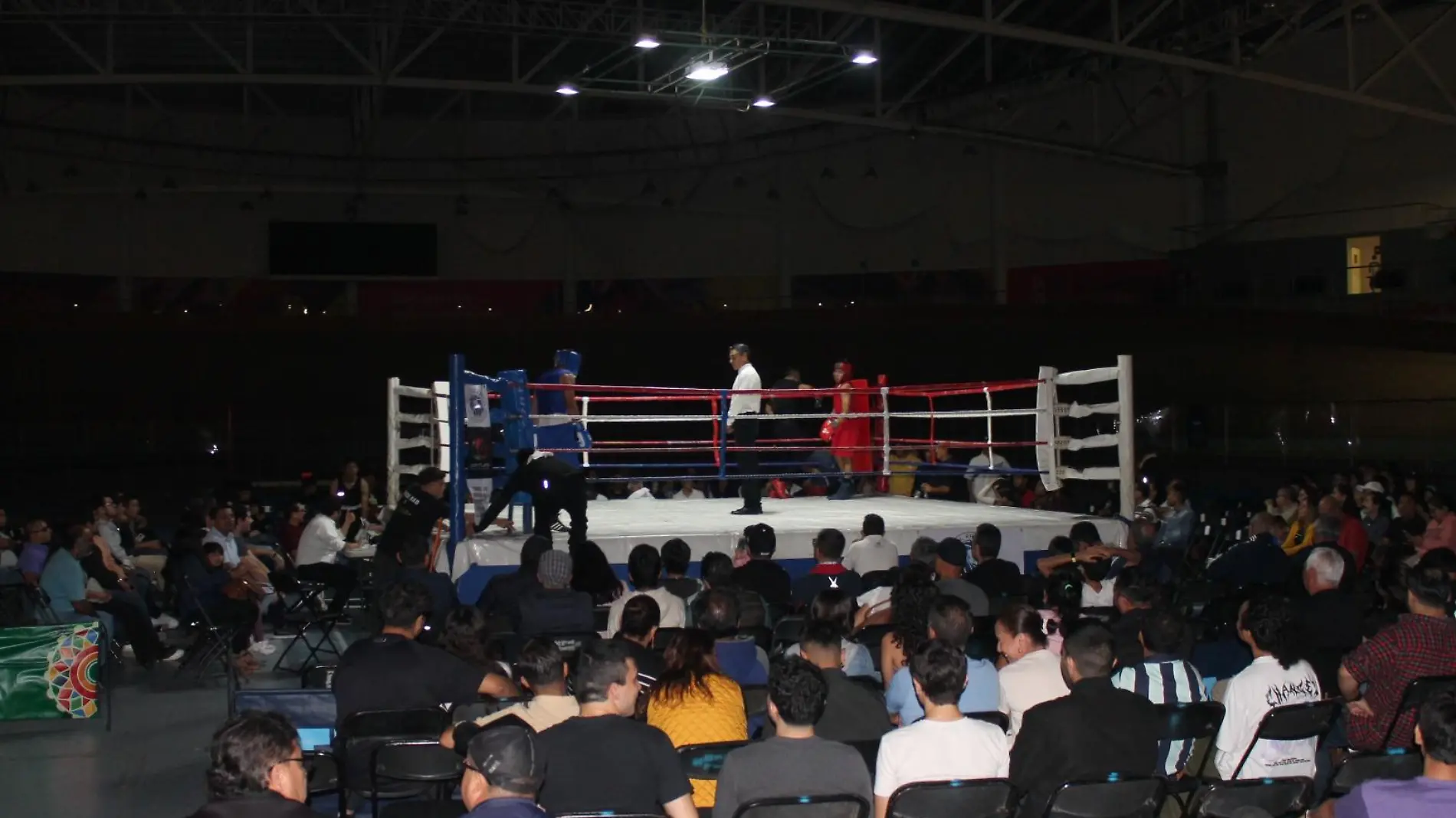 Pelea de Box en Velodromo de Xalapa 