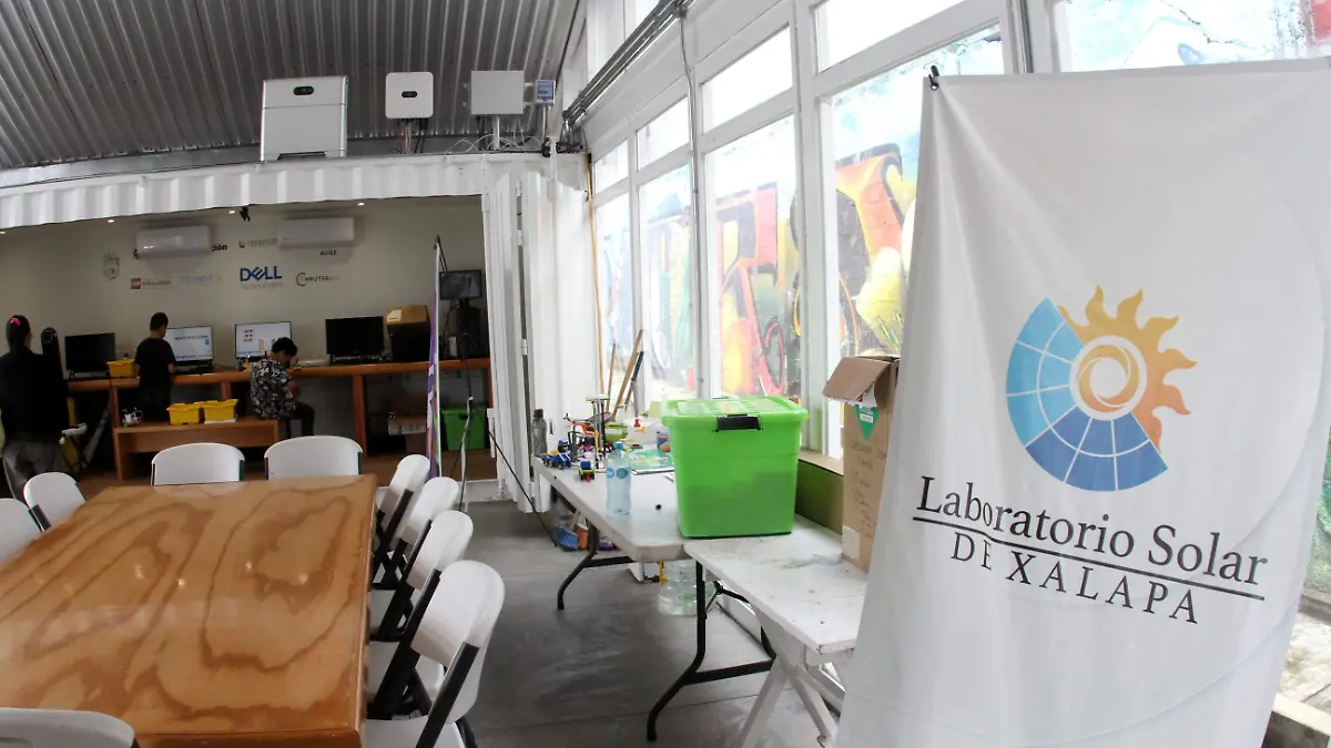 Laboratorio Solar enseña a xalapeños robótica y programación gratis