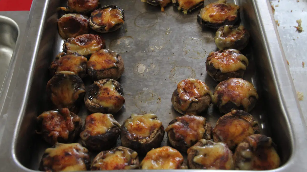 JE270420242024Gastronomia Turca