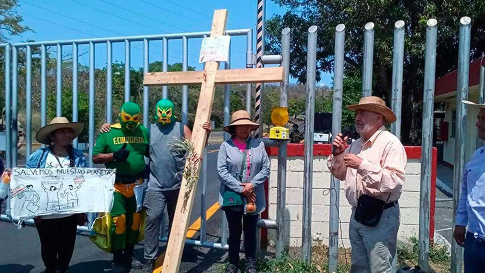 Ecologista-Universal-en-Laguna-Verde-2024