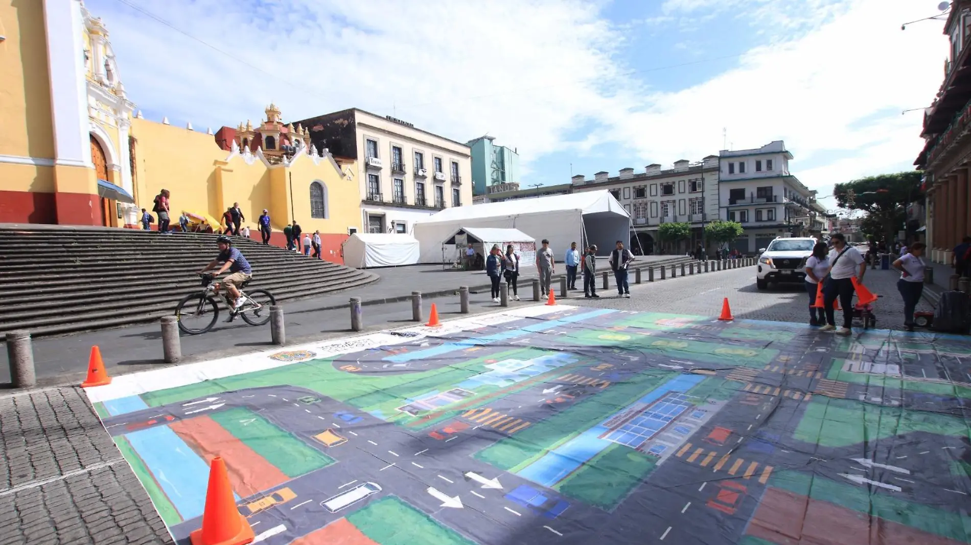 Personal de la Dirección de Tránsito del Estado colocó un circuito diseñado especialmente para niñas y niños