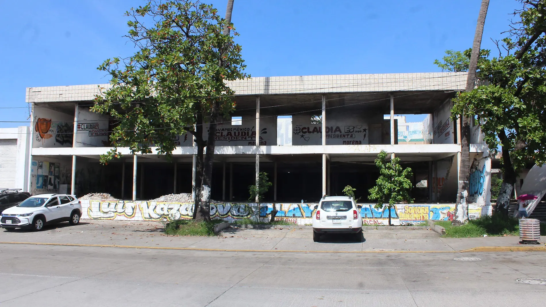 Edificios abandonados de avenida Díaz Mirón