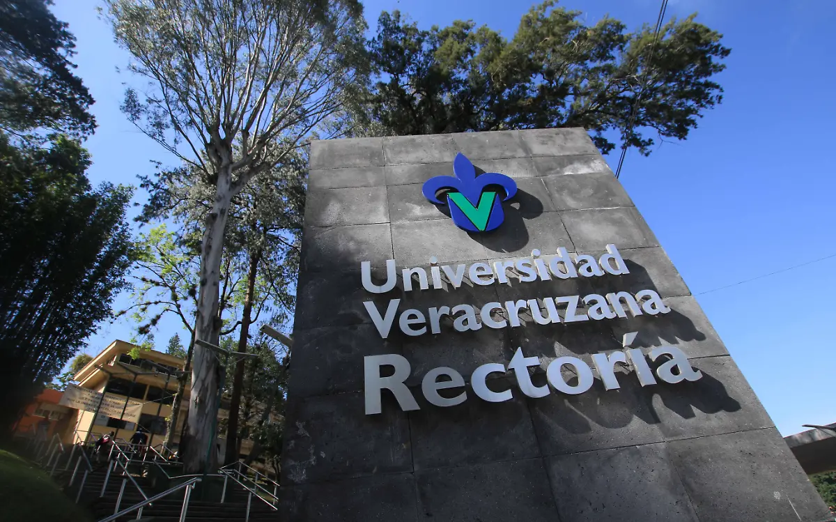 UV-Universidad Veracruzana