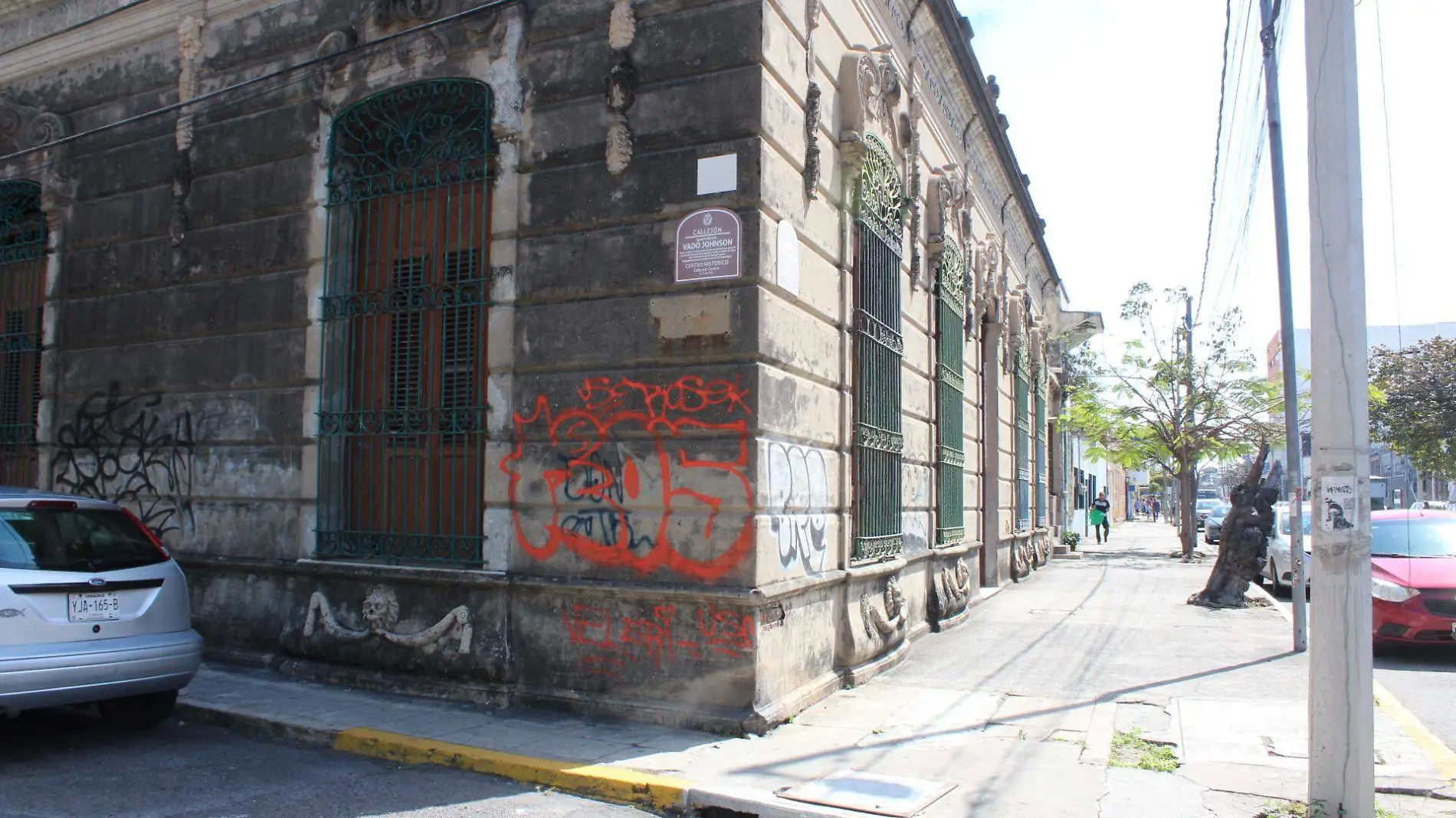 ¡Viven en las calles de Veracruz! Jarochos hacen homenaje a “extranjeros” memorables